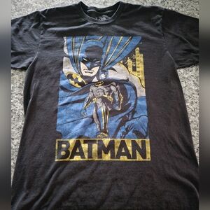 Batman T-Shirt Sz Medium